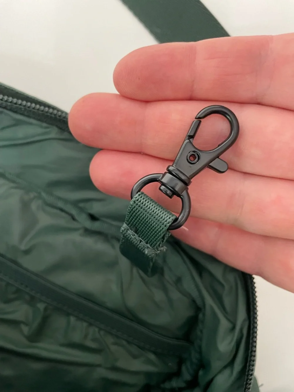 Lands End Ultra Light Quilted Forest Green Puffer Adjustable Crossbody Bag Cabin